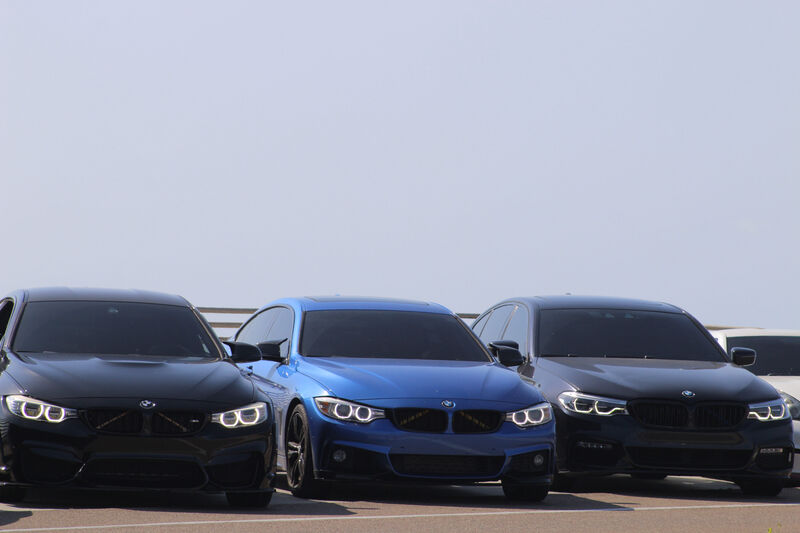 BMW lineup - multiple Bimmers in one shot